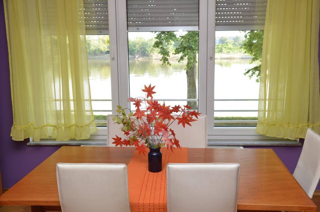 Guesthouse Sava Slavonski Brod Bagian luar foto