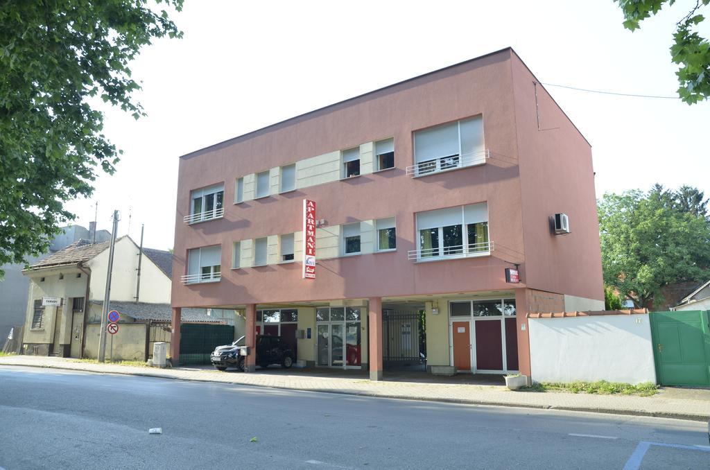 Guesthouse Sava Slavonski Brod Bagian luar foto