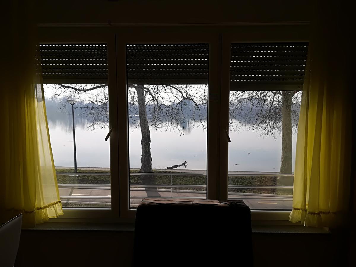 Guesthouse Sava Slavonski Brod Bagian luar foto